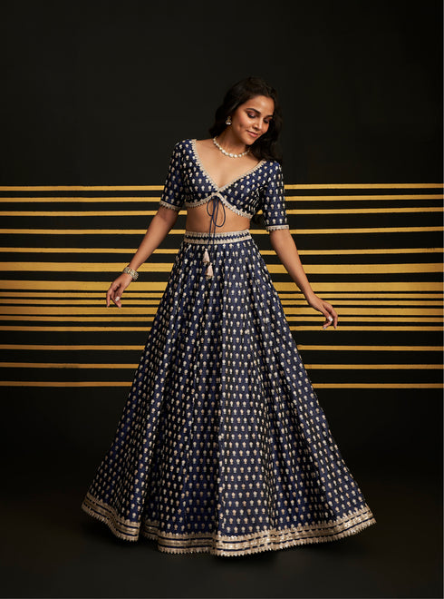 Heeriye Lehenga