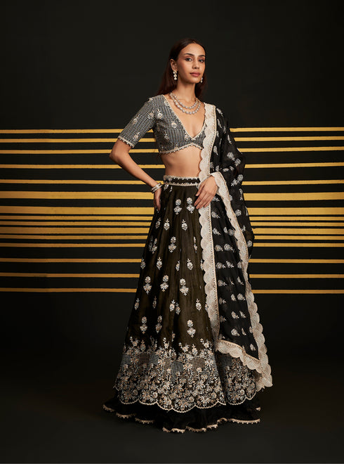 Sathi Lehenga
