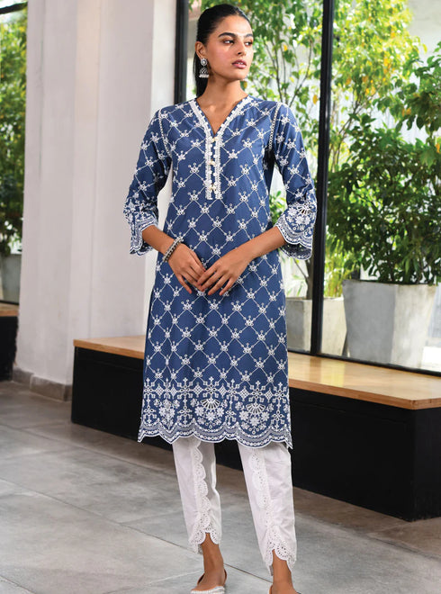 Perth Kurta with Border Dhoti Pants