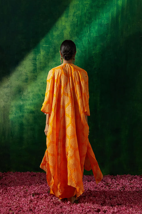 Bandhni Cape Set With Chanderi Kurta And Dhoti Skirt