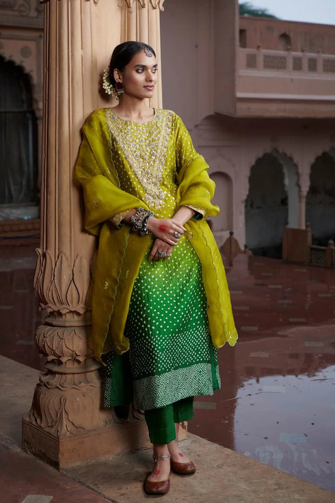 Ommbre Bandhni Suit