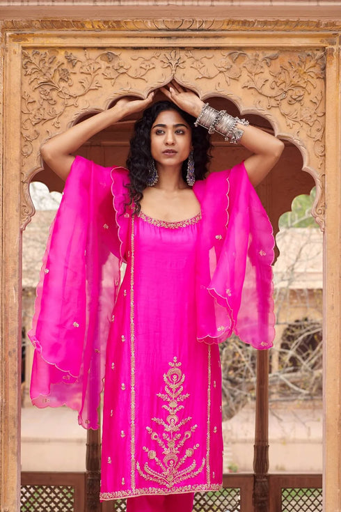 Sleeveless Chandbali suit