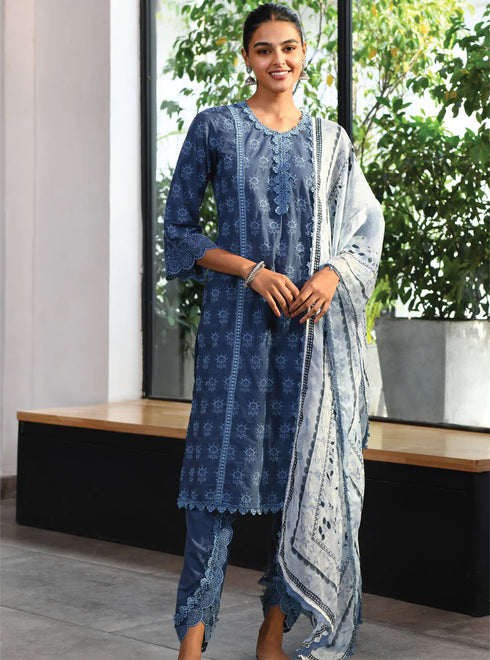 Swansea Kurta With Swansea Dhoti Pants With Dupatta