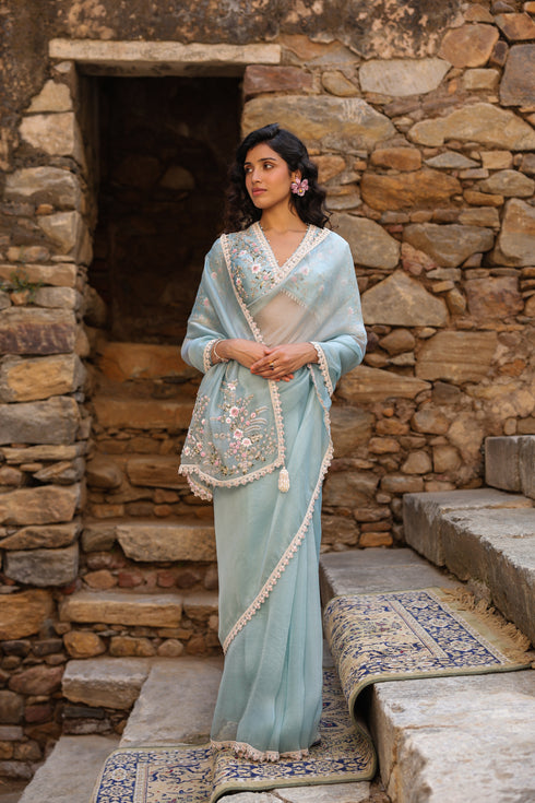 Vaayu Light Blue Phool Patti Saree Set