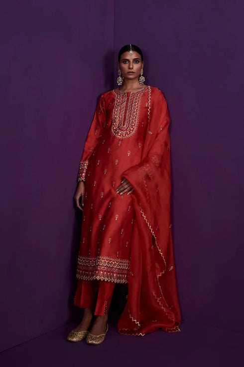 Straight Kurta Set With Zari Embroidery