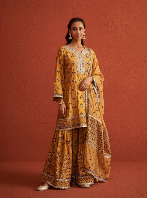 Mahiya Set With Dupatta