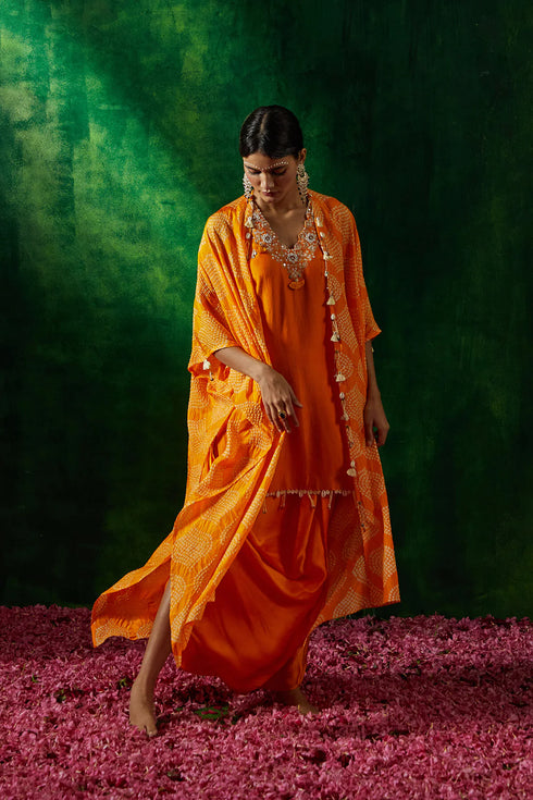 Bandhni Cape Set With Chanderi Kurta And Dhoti Skirt