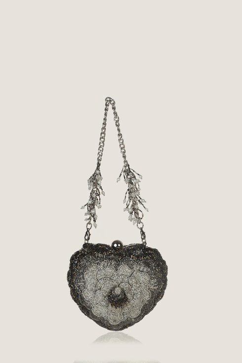 Isa Beaded Heart Clutch – Silver