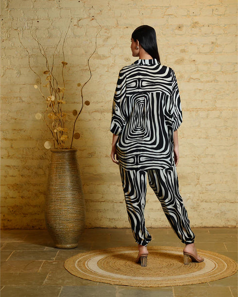 Athena Stripes Black & White