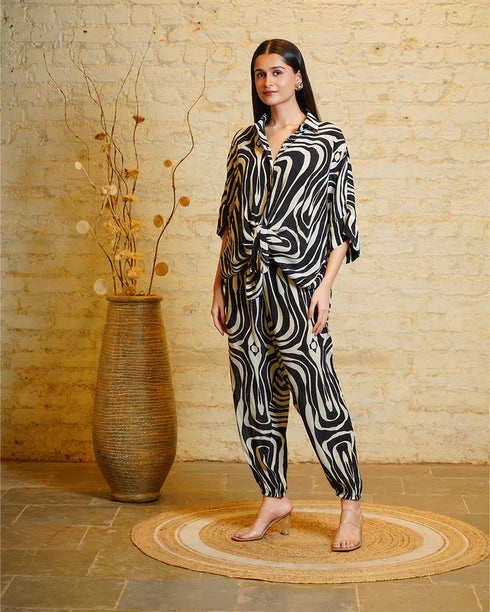 Athena Stripes Black & White