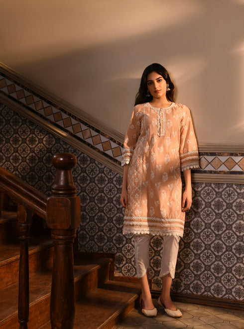 Darya Kurta with Inverted V Hem White Pant With Dupatta