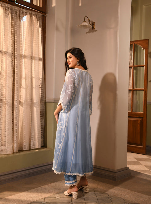 Aira Set With Dupatta