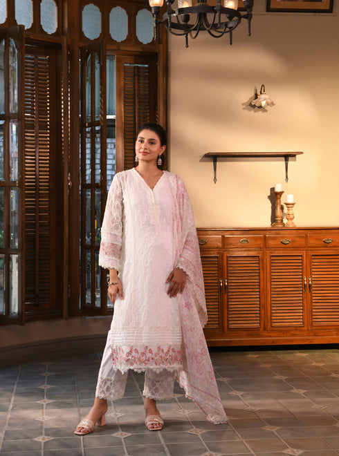 Cyra Set With Dupatta