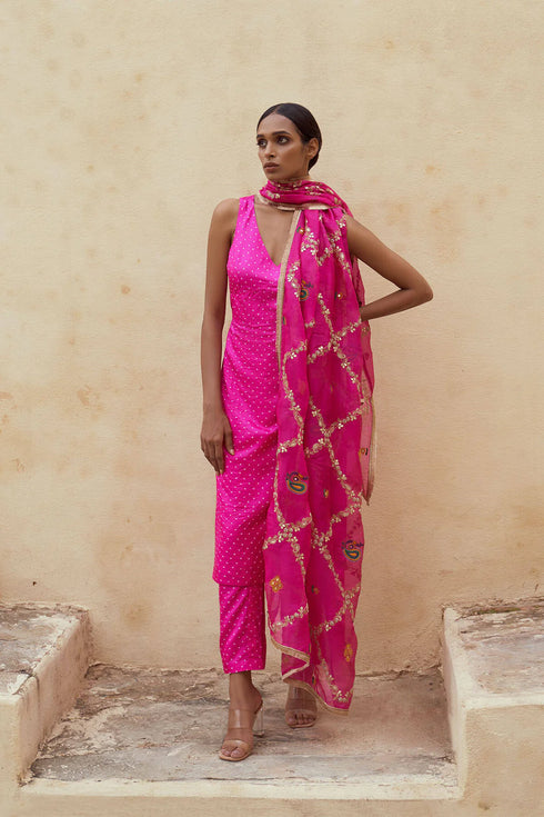 Slay With Pink Kurta Set