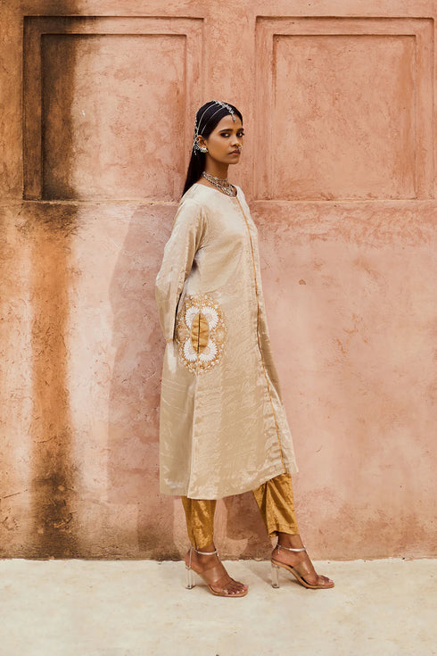 Sona Chandi Surajamukhi Kurta