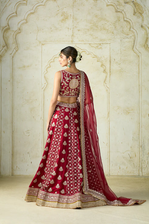 Ayat Lehenga Set