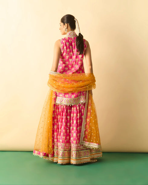 Aarvi Sharara Set