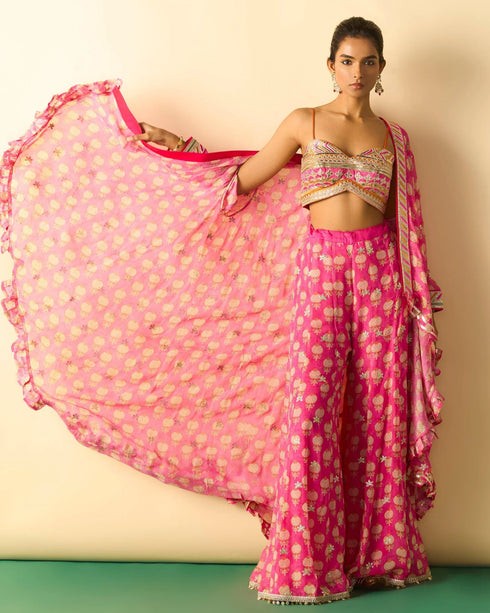 Dharika Cape Set