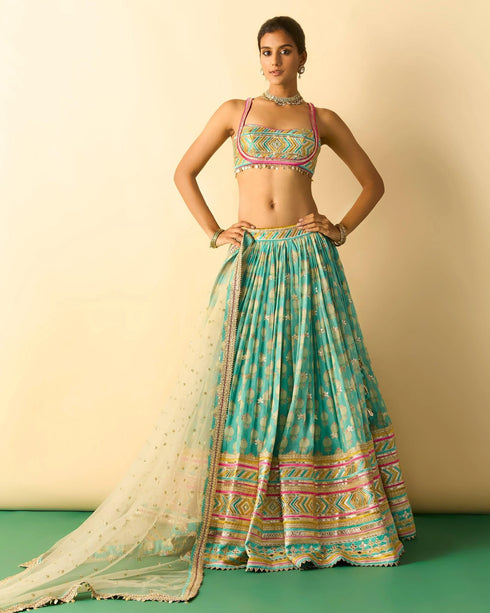 Mannat Lehenga Set