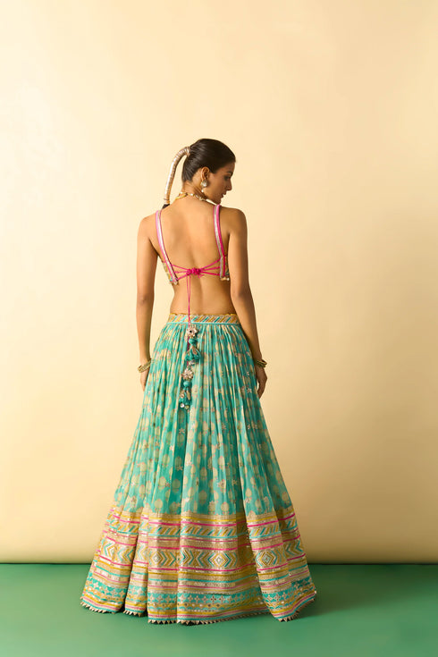 Mannat Lehenga Set