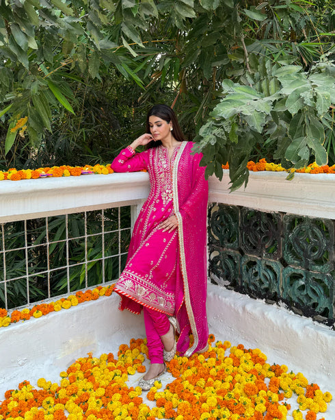 Golconda Aarohi AG Set