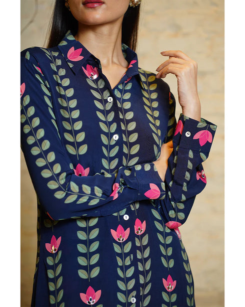 Sania Big Leaves Navy Blue