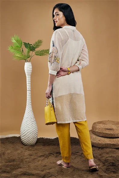 Zinnia Applique Kurta With Pants