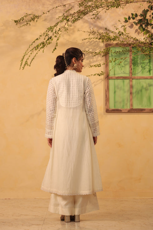 Vaayu Ivory Kalidar Set