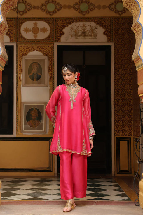 Ahista Pink Pheran Short Kurta Set