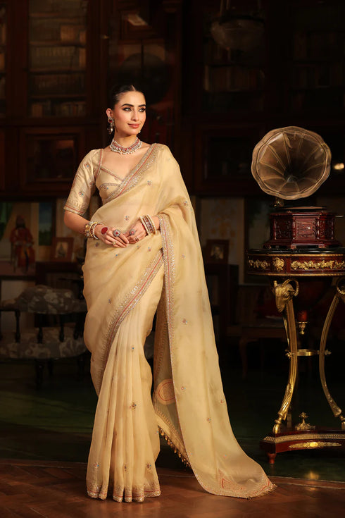 Ahista Ivory Patti Buta Saree Set