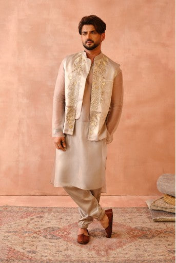 Grey Bagh Embroidered Bandi With Kurta And Jogger Pant