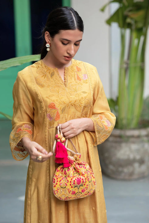 Alanna Mustard Potli