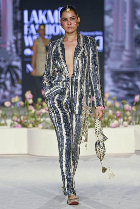 Jabeen Black & White Embroidered Blazer And Pant