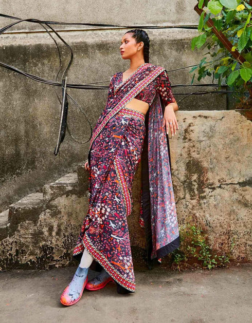 Concrete Jungle Print Cascase Saree Teamed With Koli Blouse