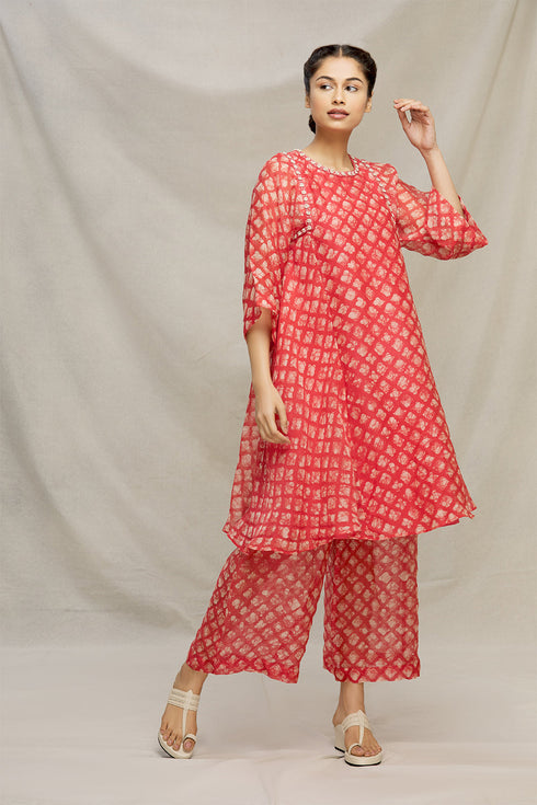 Chanderi batik with threadwork embroidery