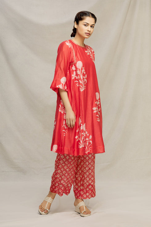 Chanderi batik kurta set with aari embroidery