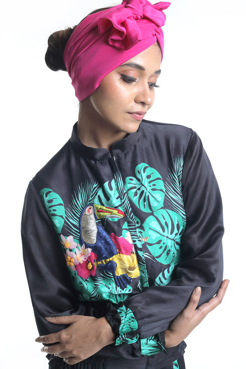 Toucan printed with highlighting embroidery bomber jacket with pleated trousers