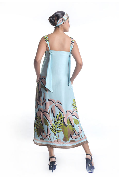 Floral printed dress with french knot embroidery detailing