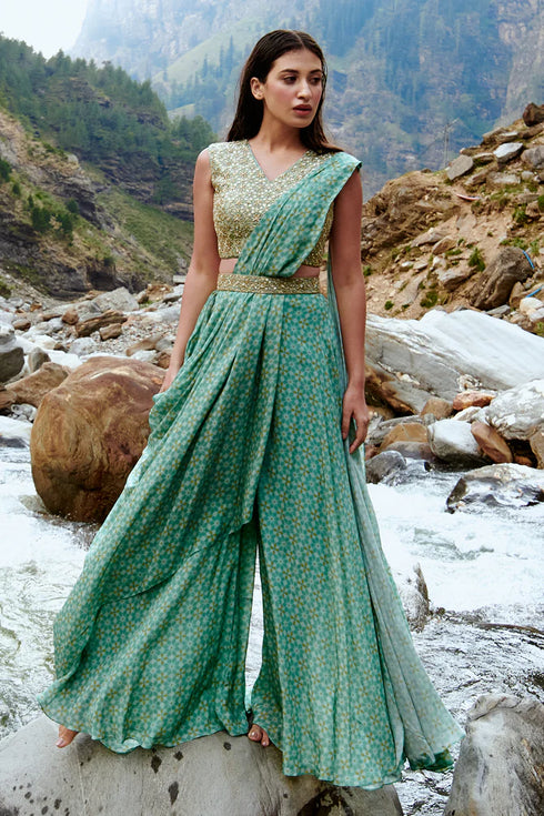 Geometric Print Pre-Draped Saree