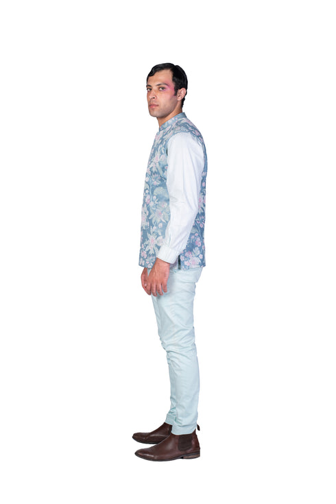 Multicolour wallpaper threadwork grey waistcoat with mint shirt and pants